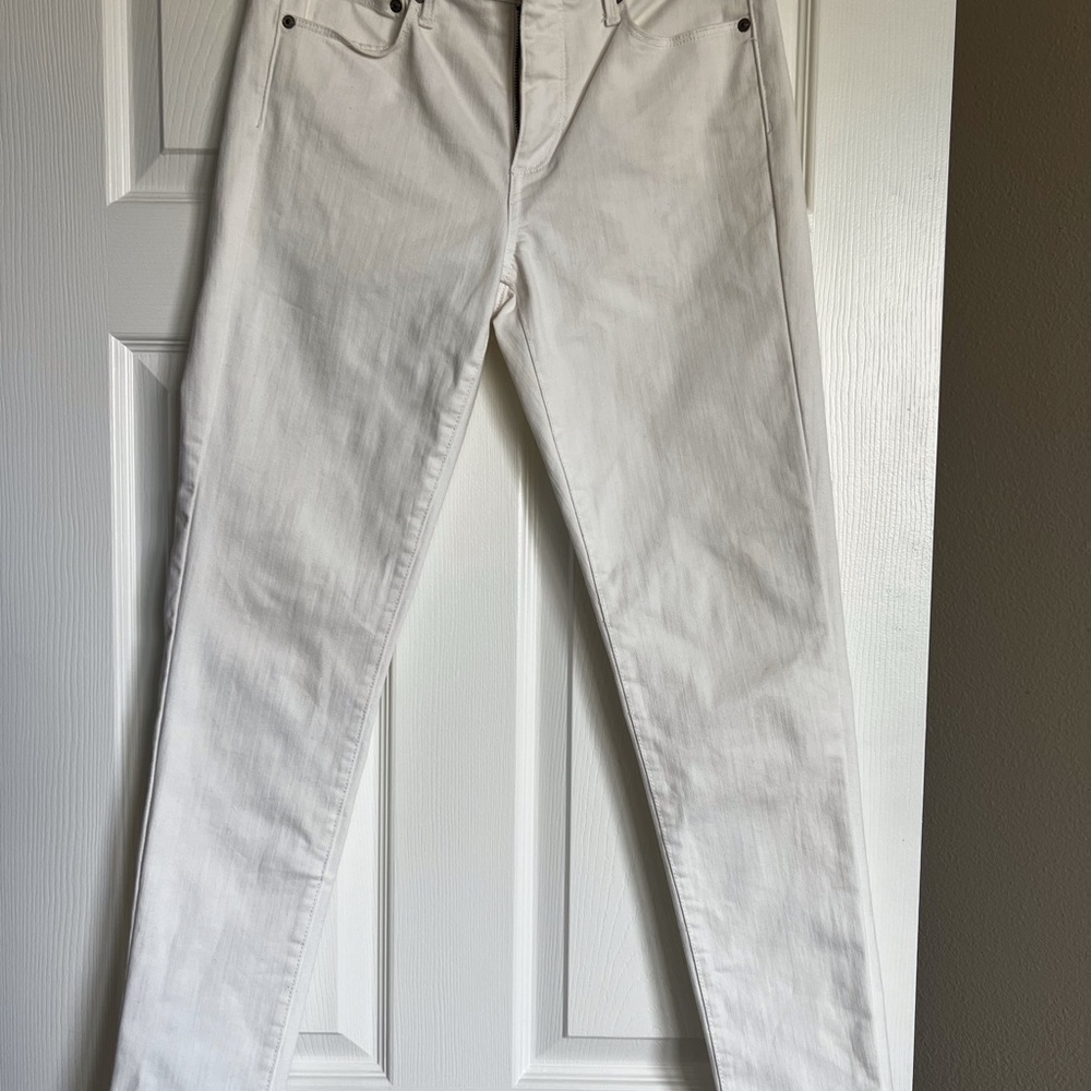 Banana Republic 27/4 womens WHITE skinny jeans